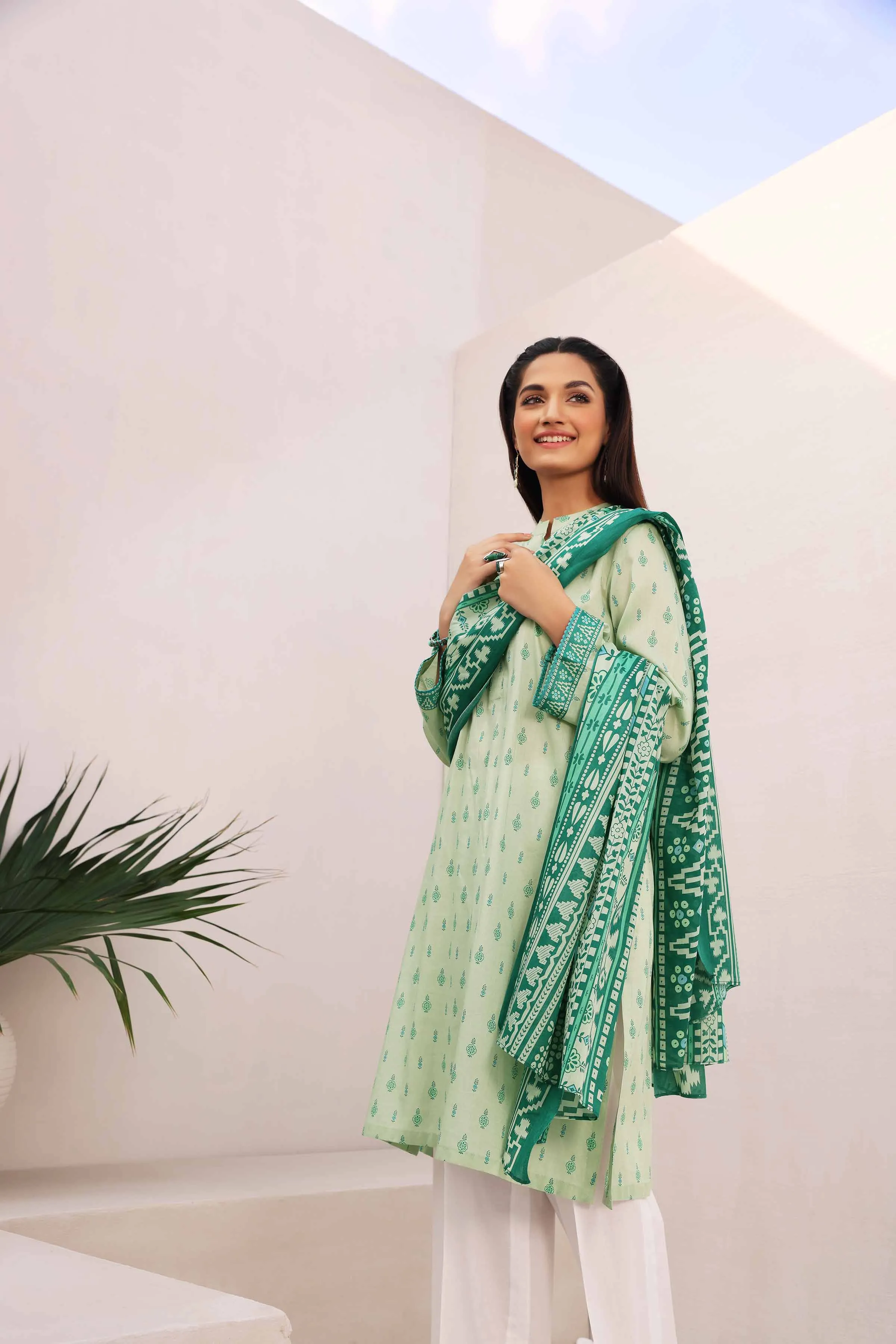 Nishat Linen Spring/Summer – 2 Piece - Printed Lawn Suit - 42301015